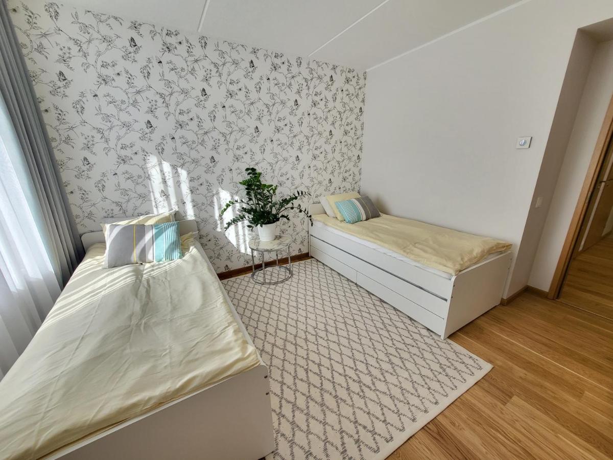 City Center Bright Home 塔林 外观 照片