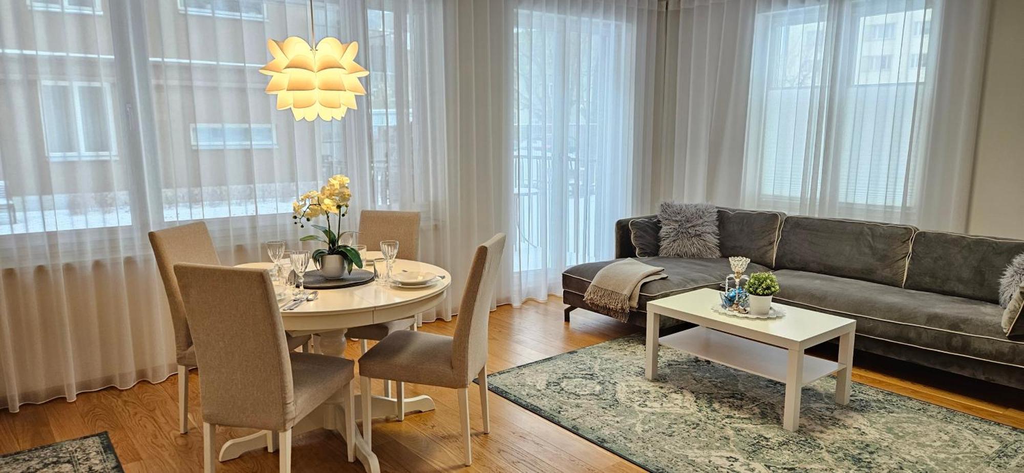 City Center Bright Home 塔林 外观 照片