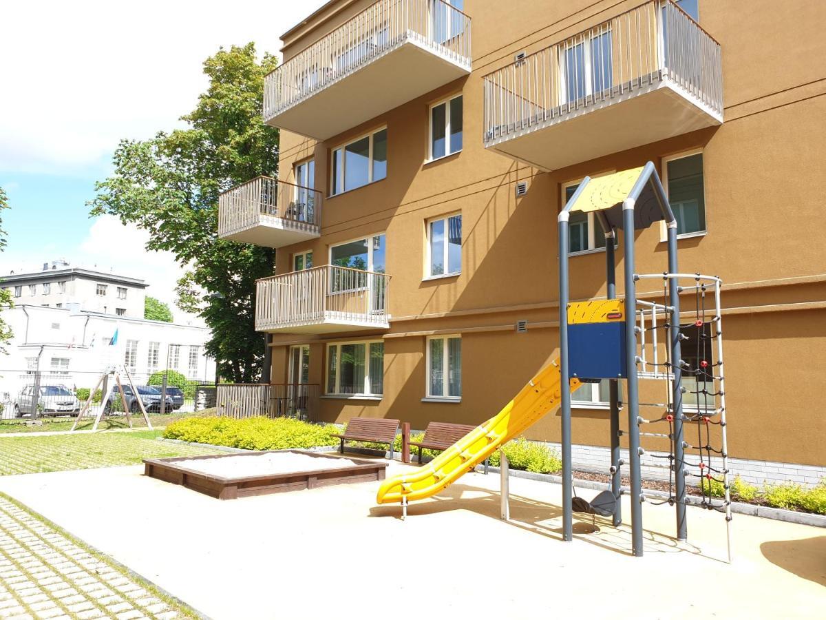 City Center Bright Home 塔林 外观 照片